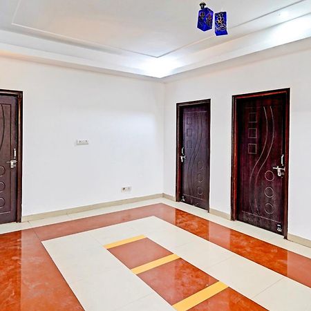 Super Hotel O Palm Дехрадун Екстериор снимка
