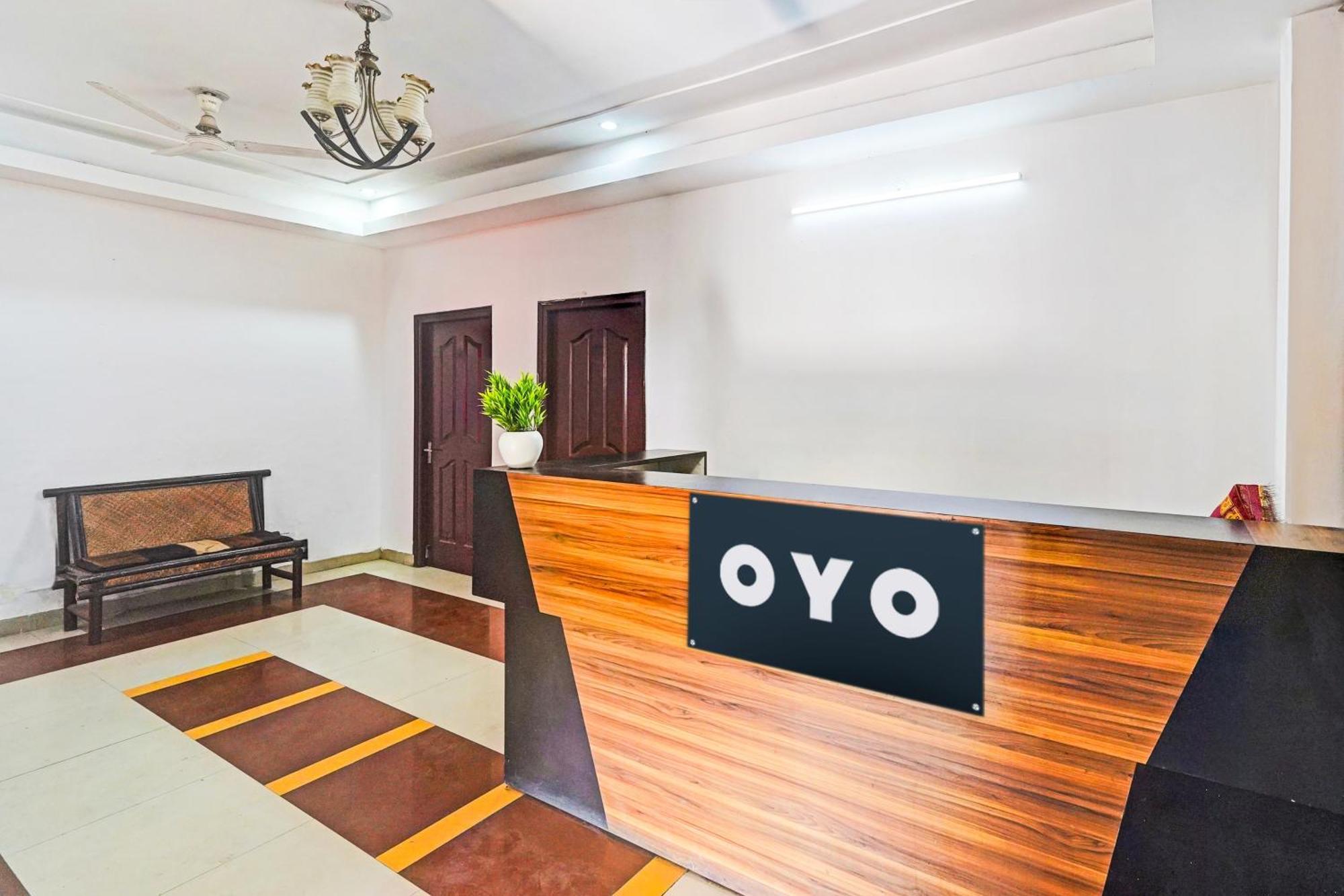 Super Hotel O Palm Дехрадун Екстериор снимка